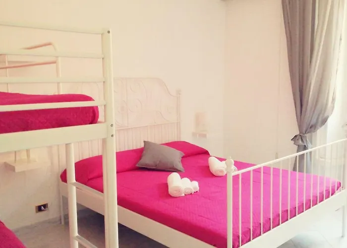 Rhome Sweet Rhome Roma